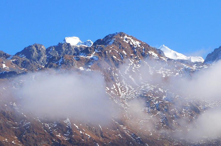 Himalaya-Panorama – der Machapucharé erscheint
