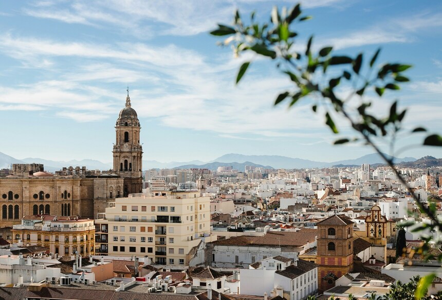 Malaga_c_Yuliya Matuzava via Unsplash