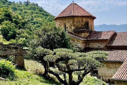 Mtskheta; Bild: Daria Strategy via unsplash