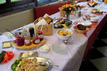 Frühstücksbuffet im Haus Karneol; Bild: WomenFairTravel