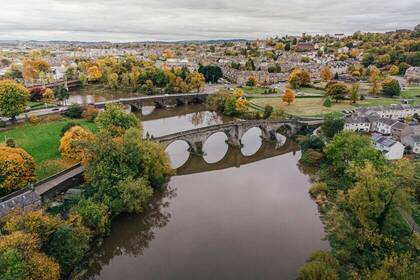 Stirling, Bild Clement Proust via Unsplash Stirling, Bild Clement Proust via Unsplash